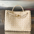 BOTTEGA VENETA MEDIUM ANDIAMO 32CM BEIGE LAMBSKIN