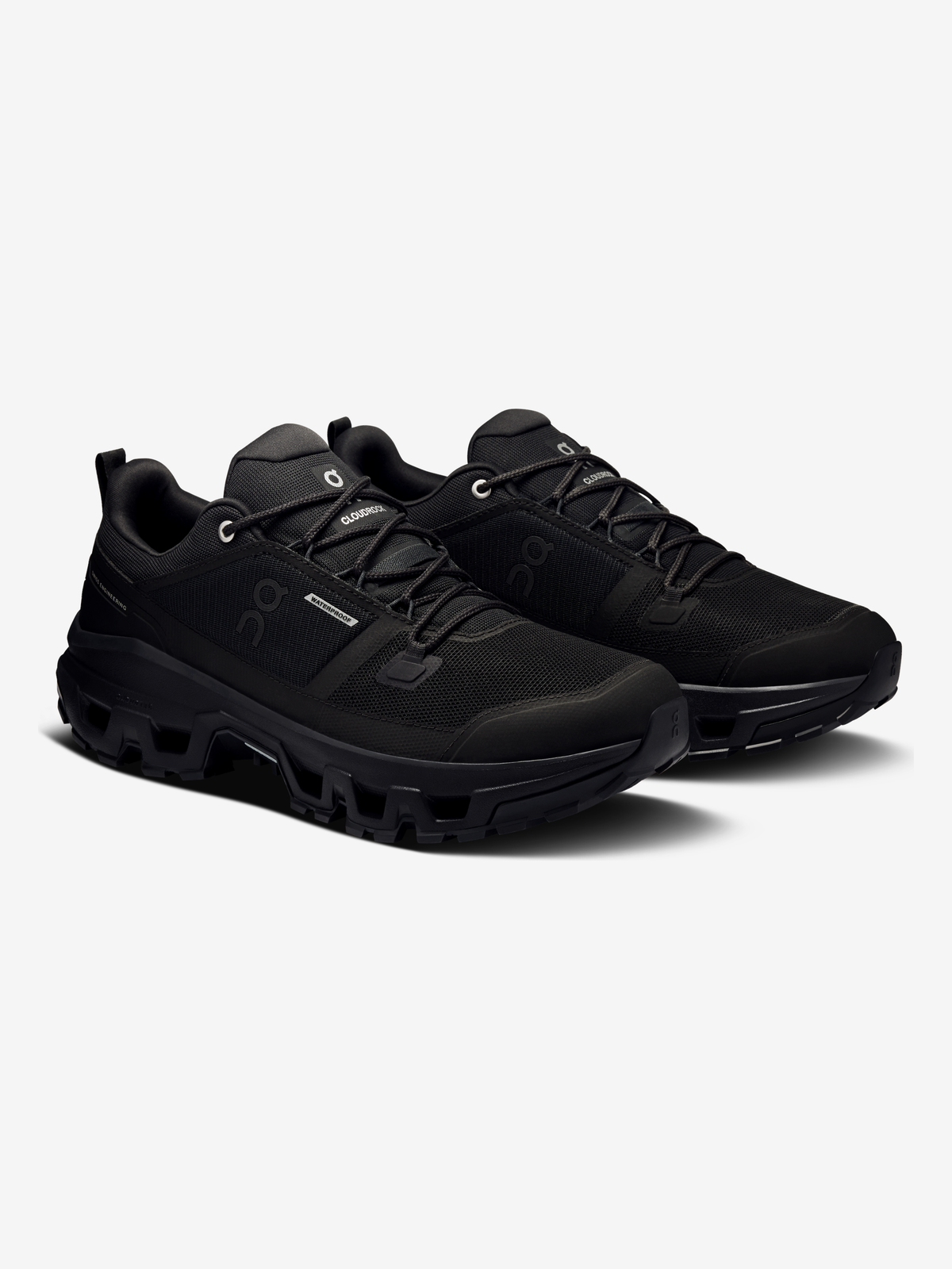 ON RUNNING - Men Cloudrock Low Wp Sneakers