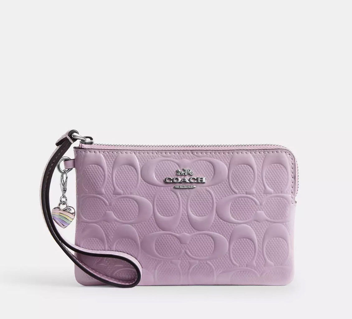 NWT Coach Corner Zip Wristlet Wallet In Signature Leather With Heart Charm In Silver/Light Violet