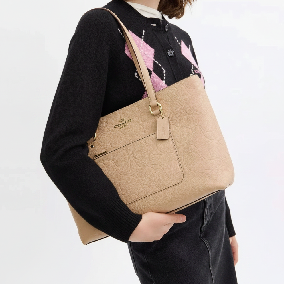 NWT Coach Signature Leather station Tote Bag