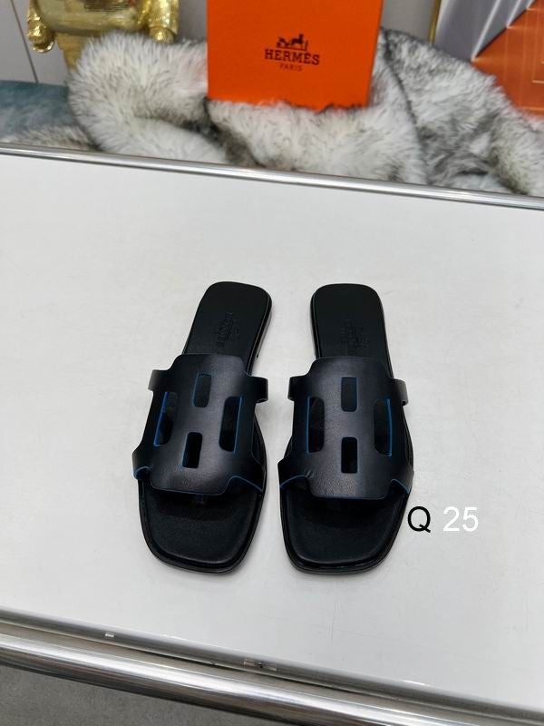 Hermès Oran Sandal – Black Calfskin Leather