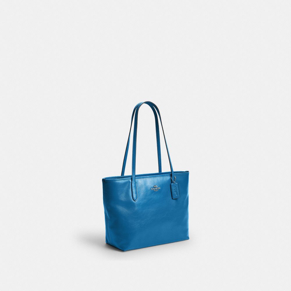 Coach Medium City Tote Bag In Smooth Leather